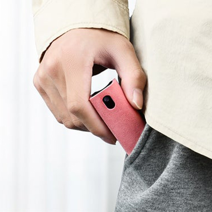 It's always close at hand, because its pocket size means you can put it right in your pocket!